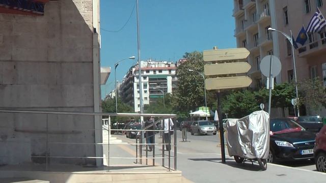 ГРЕЦИЯ: Идем по Салоникам в гостиницу за 25 евро... THESSALONIKI GREECE смотреть онлайн