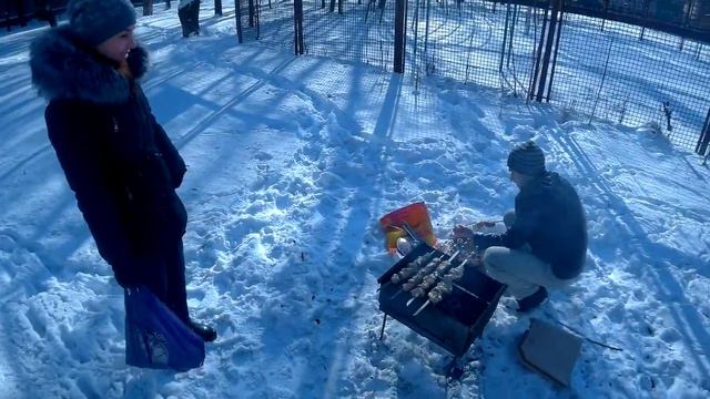 Зимний шашлык от Олега!)) смотреть онлайн