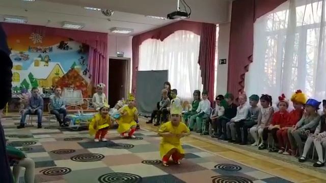 МБДОУ 234. Сказка о глупом мышонке. Танец утят. смотреть онлайн