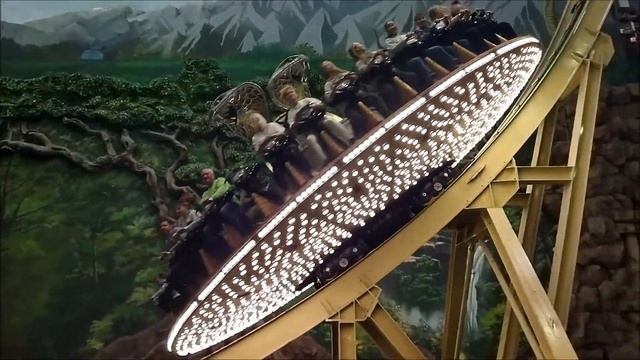 2. "Остров мечты" - парк развлечений. Аттракцион "Кобра". Маугли в стране динозавров. смотреть онлайн