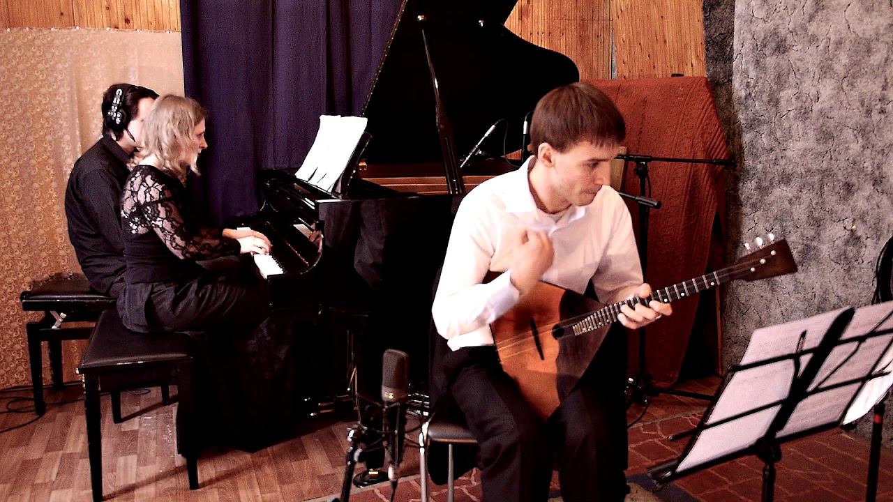 Максим Фомин "Разгулялась я в лесочку, расплясалась возле пня" смотреть онлайн