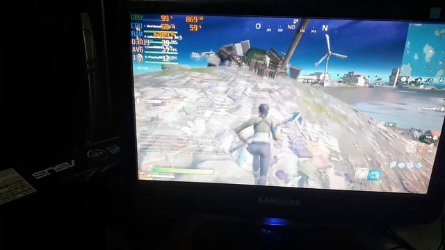 Fortnite | i3 4130 Intel HD Graphics 4400 смотреть онлайн