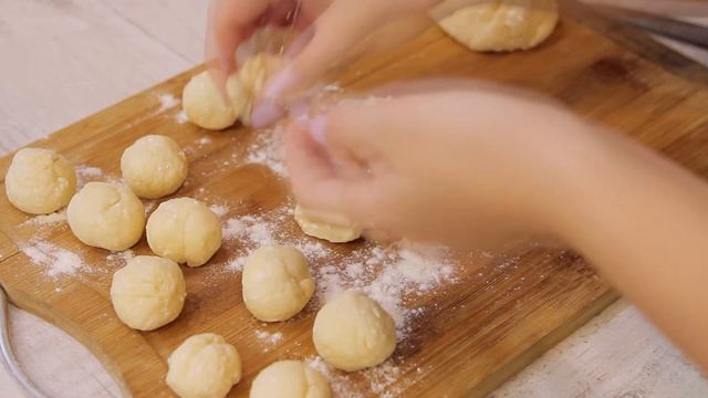 Вот Это Вкуснятина! Вкус из Детства! Творожные Пончики. Простой Рецепт на Скорую Руку смотреть онлайн