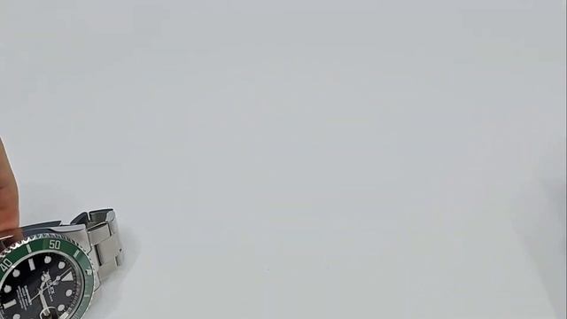 Rolex Submariner 126610LV Vs GMT-Master II 126710BLRO Pepsi Jubilee Watch Comparison