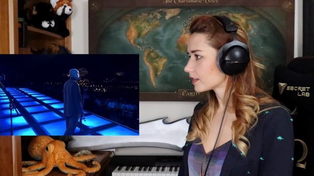 Phil Collins "In the Air Tonight" REACTION & ANALYSIS by Vocal Coach/Opera Singer смотреть онлайн