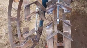 Как сделать грунтозацепы для мотоблока своими руками.