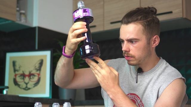 Обзор ПОЛЬСКИХ спортивных напитков OSHEE из ГАНТЕЛЕЙ - действительно ли они работают? смотреть онлайн