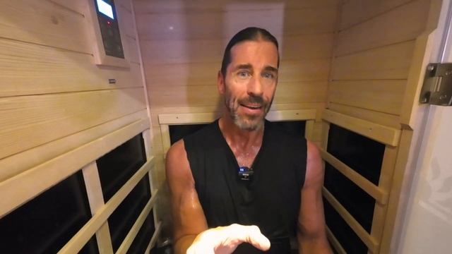 Top 3 Things To Consider When Buying An Infrared Sauna in 2023 смотреть онлайн