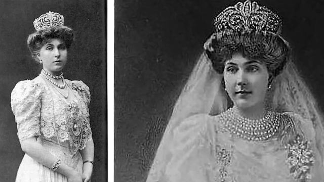 The Spanish beauty of the Heraldic Tiara or Fleur de Lis смотреть онлайн