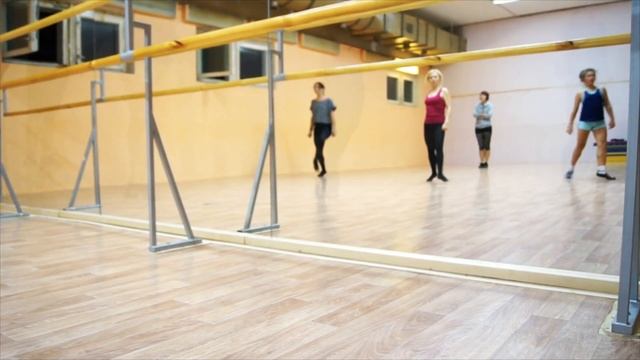 Приглашаем на занятия ирландскими танцами смотреть онлайн