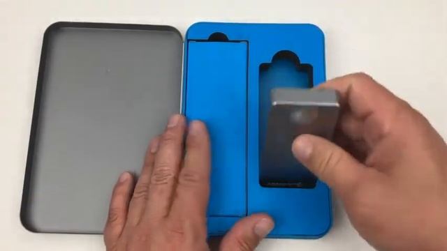 1TB Thunderbolt 3 External SSD смотреть онлайн