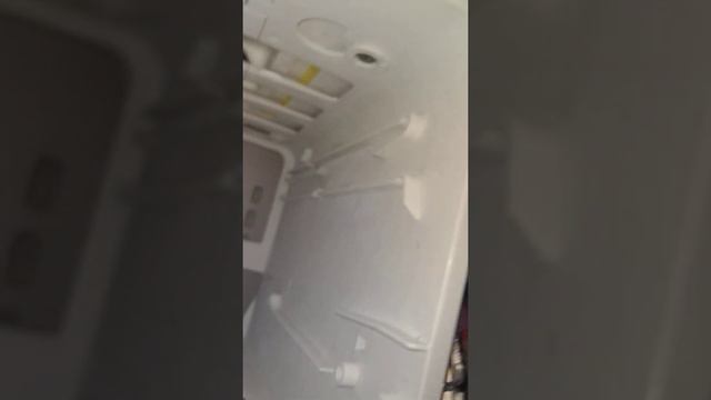 5/8 ICE MAKER Geladeira Brastemp BRO80 ÁGUA FORA DA BANDEJA. смотреть онлайн