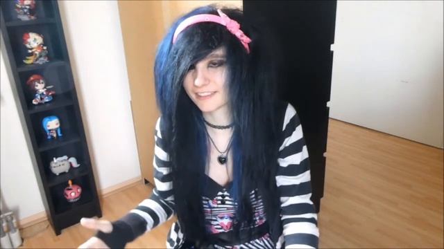 How To Get An Emo Haircut? смотреть онлайн