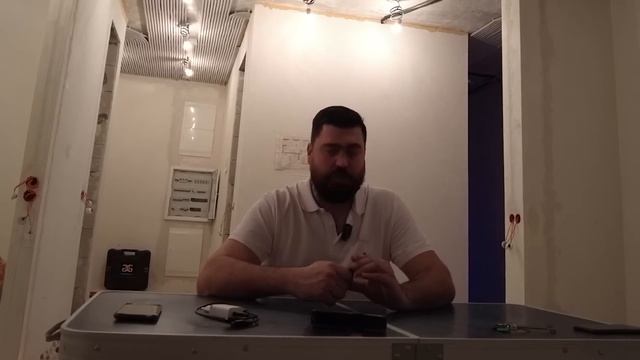 Как крепить потолок на гофры. Электрика шлейфом по потолку. Я ЗЛОЙ! смотреть онлайн