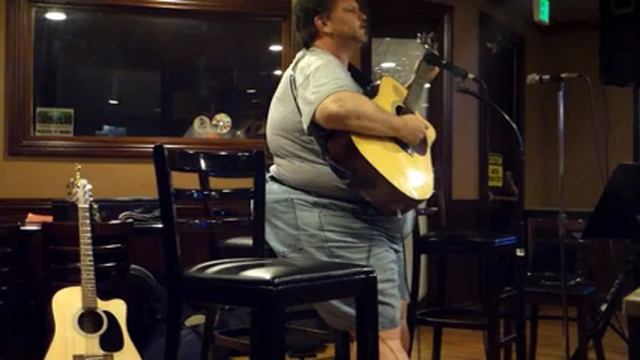 Acoustic Artform's Open Mic Night @ Shula's 2 (8-22-12) part 1 смотреть онлайн