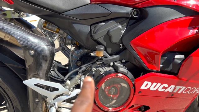 Ducati V2 Fitted With FULL TITANIUM Vandemon Undertail Exhaust! смотреть онлайн