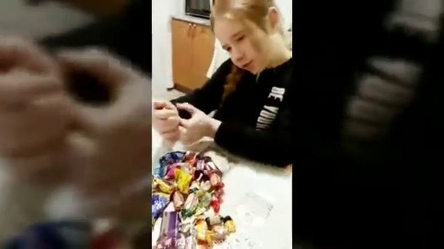 Новогоднее представление "Тёпа в гостях у Сказки" в театре Золотое кольцо смотреть онлайн
