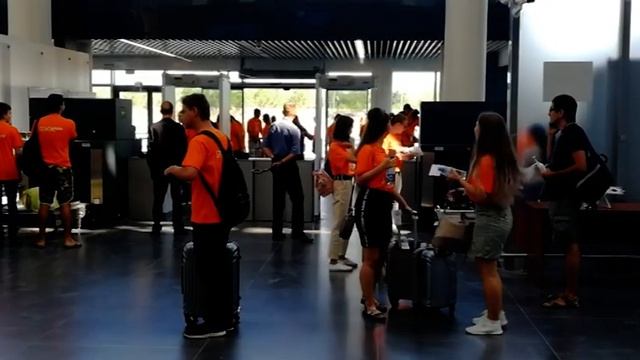 Первые «пассажиры» аэропорта «Гагарин» прошли регистрацию на рейс смотреть онлайн