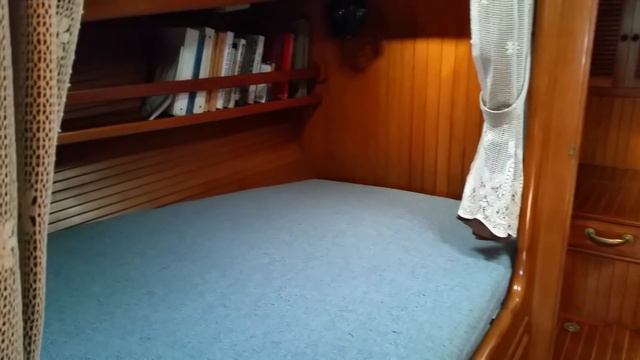 Hans Christian 41 Molokoi interior смотреть онлайн