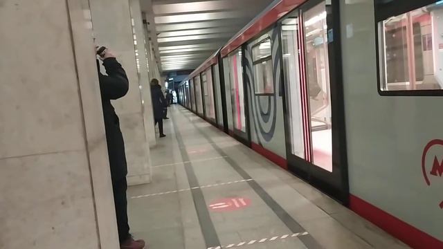 обкатка поезда Москва 2020 на станции академическая смотреть онлайн