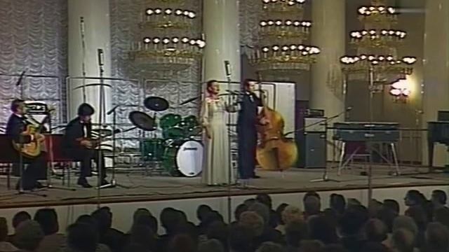"Гуси-гуси", Листочек". А. Стрельченко, трио "Наигрыш",1979 смотреть онлайн