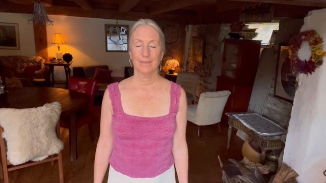 The Shakti Reset/A 5 Minute Movement Meditation to Find Your Feminine Flow смотреть онлайн