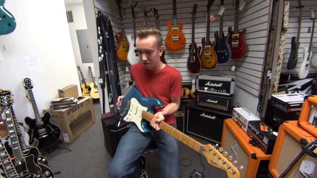 Christian Rocks on a Mid 80's USA Fender Strat! смотреть онлайн