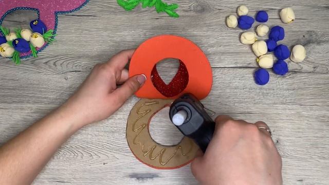 Поделка на 8 марта