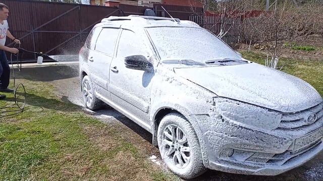 Интерскол АМ-170/2200 работа мойки высокого давления. смотреть онлайн