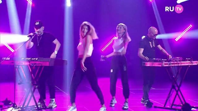 Filatov & Karas - Возьми Мое Сердце / Чилить (МегаДискотека Ru TV) смотреть онлайн