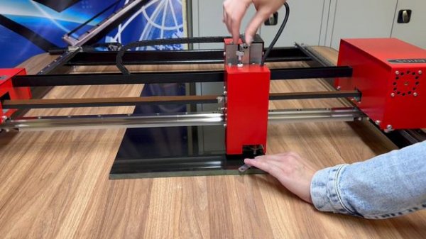 Зазор между иглой и камнем на гравировальных станках серии ГРАВИОС и ПАННО-ГРАФ.