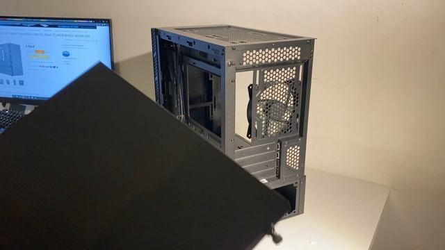 ОНЛАЙН ТРЕЙД.РУ — Корпус Cooler Master MasterBox MB400L Black TG MCB-B400L-KGNN-S00