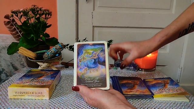 ? Whispers of LOVE oracle deck review... ? An absolutely BEAUTIFUL creation... ? смотреть онлайн