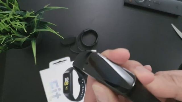 Samsung Galaxy Fit (2020) Black | Unboxing Vlog смотреть онлайн