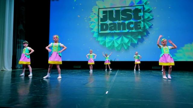 Just Dance 2017 Детское подразделение. Института кино и телевидения, ул. Бухарестская, 22 смотреть онлайн
