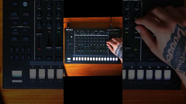 Roland TR8S Solo Test #1 смотреть онлайн