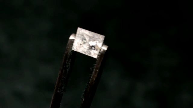 Кварц "Снежная королева", огранёная вставка (Ice quartz gem) смотреть онлайн