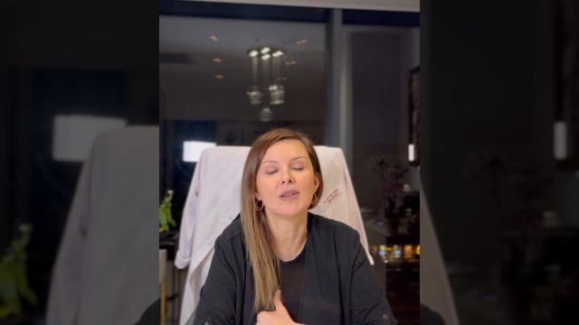 Pityriazis rosea ( Madalyon hastalığı, Gül hastalığı) смотреть онлайн