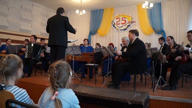 15 "Катюша" М. Блантера в обр Владимира Грехова смотреть онлайн