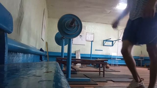 Жим лёжа при весе 70 кг смотреть онлайн