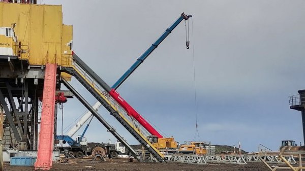 автокран главное вовремя позвать подмогу! примерно 55т