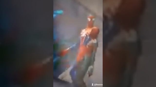 Spider-Man PS4 is in Across the Spider-Verse #spiderman #comics смотреть онлайн