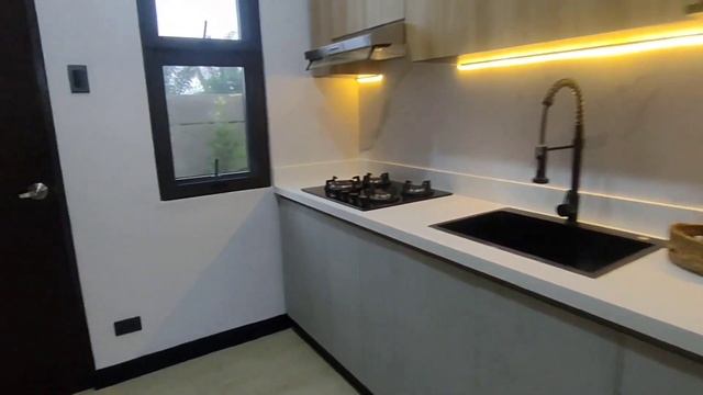 Newest Modern Contemporary Homes with Premium Leisure Community at PERIVEO LIPA, BATANGAS смотреть онлайн