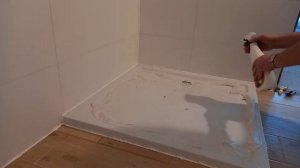 Силиконим душевой поддон.