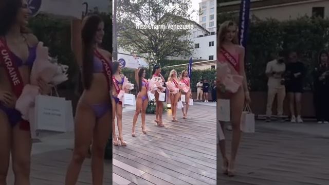 MISS CHARM VENEZUELA EN DESFILE EN TRAJE DE BAÑO 2023👑✨️🇻🇪 смотреть онлайн