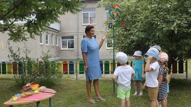 Образовательная деятельность на метеоплощадке на тему: «Определяем погоду» смотреть онлайн