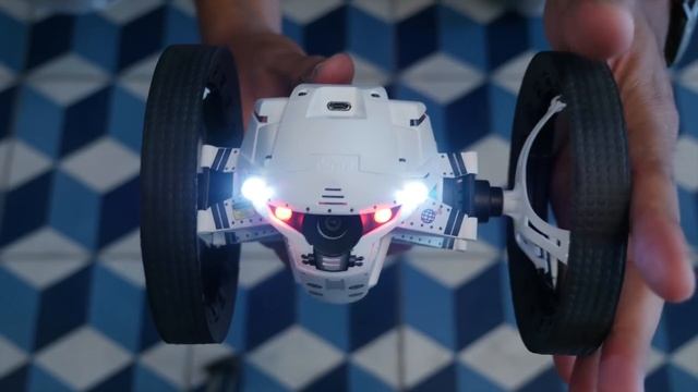 Parrot Minidrones - Jumping - Tutorial #2: Piloting смотреть онлайн