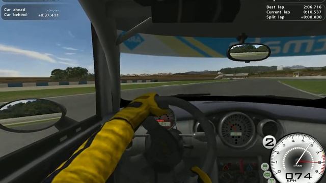 GTR Evolution - Mini hitting the rev limiter in Estoril main straight смотреть онлайн