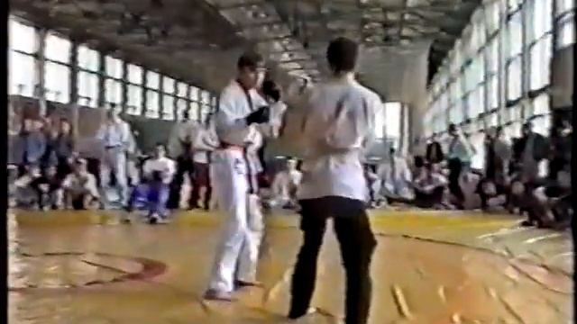 Карате Кекусинкай против боевого самбо смотреть онлайн