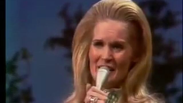 Lynn Anderson - I Beg Your Pardon (I Never Promised You A Rose Garden) смотреть онлайн